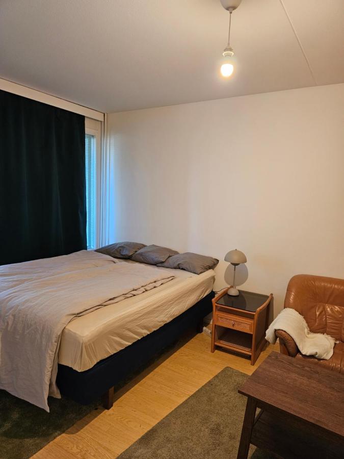 Comfortable 1 Bedroom Apartment In Гельсінкі Екстер'єр фото